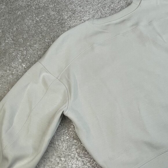 Lululemon Perfectly Oversized Crop Crew Softstreme Light Vapor Gray - Picture 7 of 9